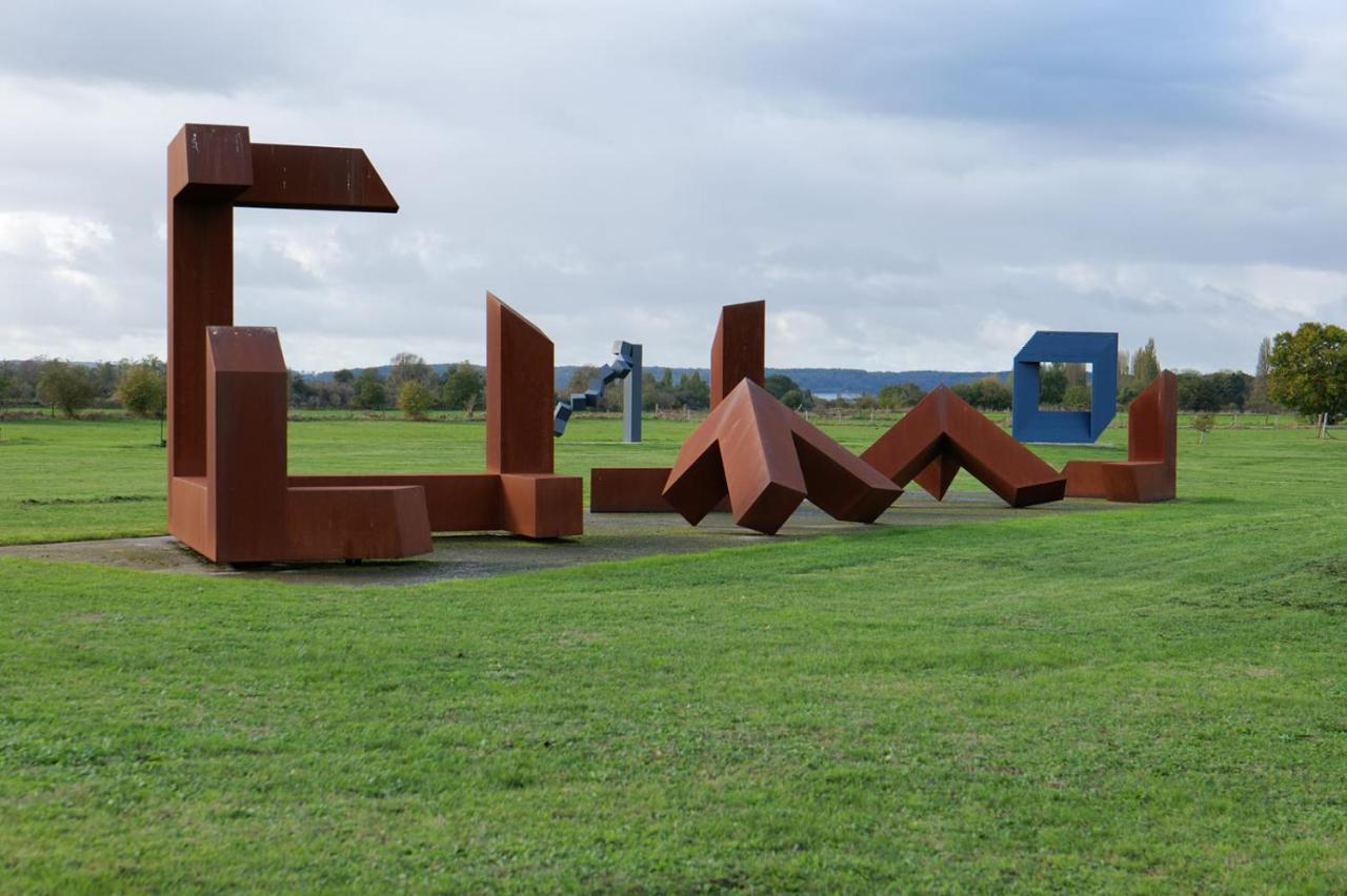 Port-Mort Gite Dans Parc De Sculptures - Gite "Pondichery" מראה חיצוני תמונה